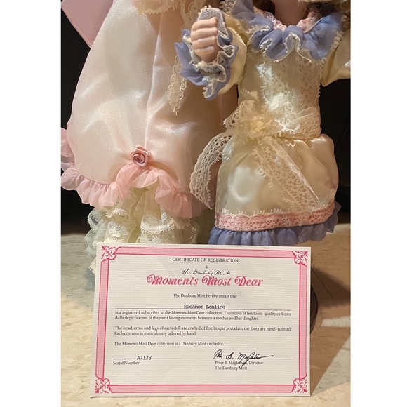 DANBURY MINT "Mother's Loving Touch" Mother & Daughter Porcelain Dolls Set - NIB - Picture 13 of 15